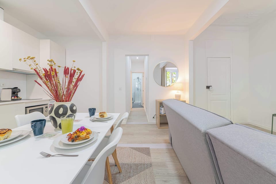 Living & Dining Area