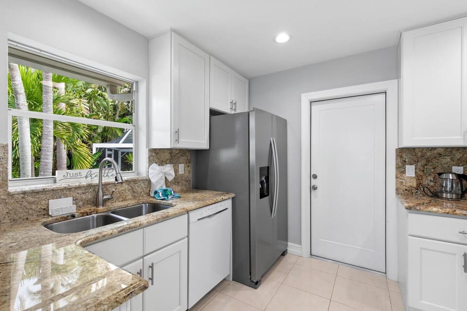 Side-by-Side Refrigerator with Ice Maker