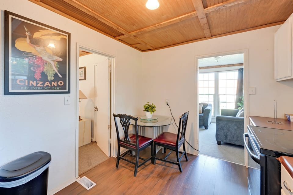 Dining Area | Dishware & Flatware