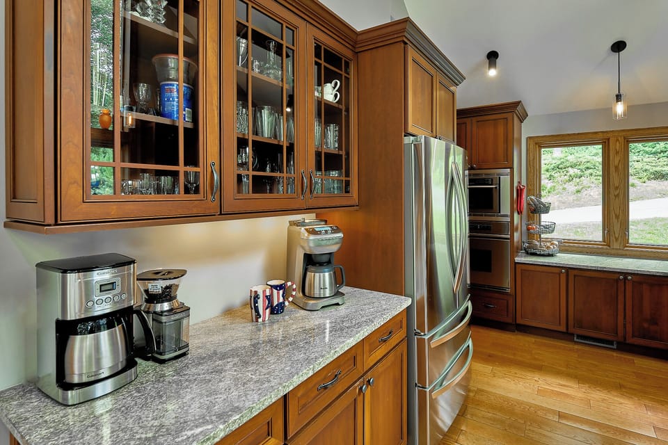 Kitchen - we also have a new espresso machine not shown. 