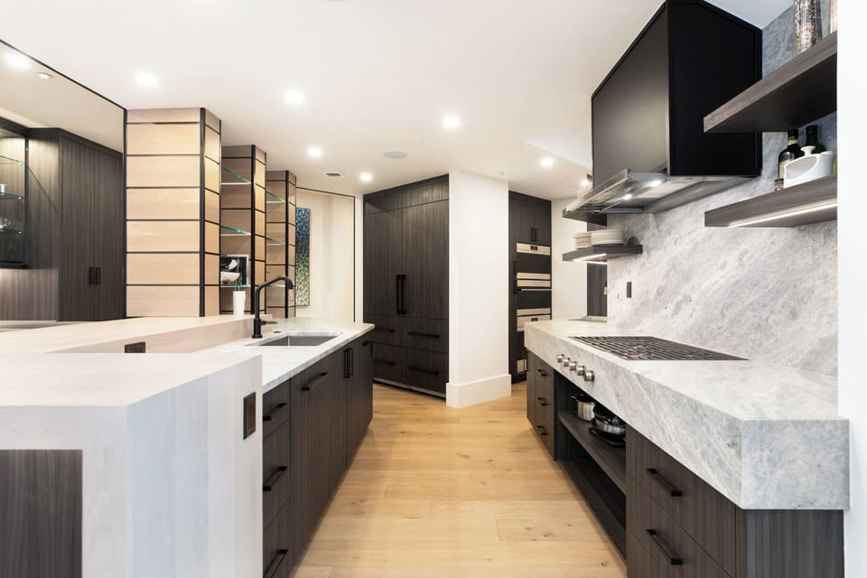 Beautiful, Fully Equipped Kitchen