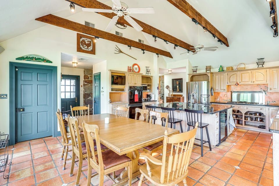 Dining Area/Kitchen | 2-Story Home | Open Floor Plan