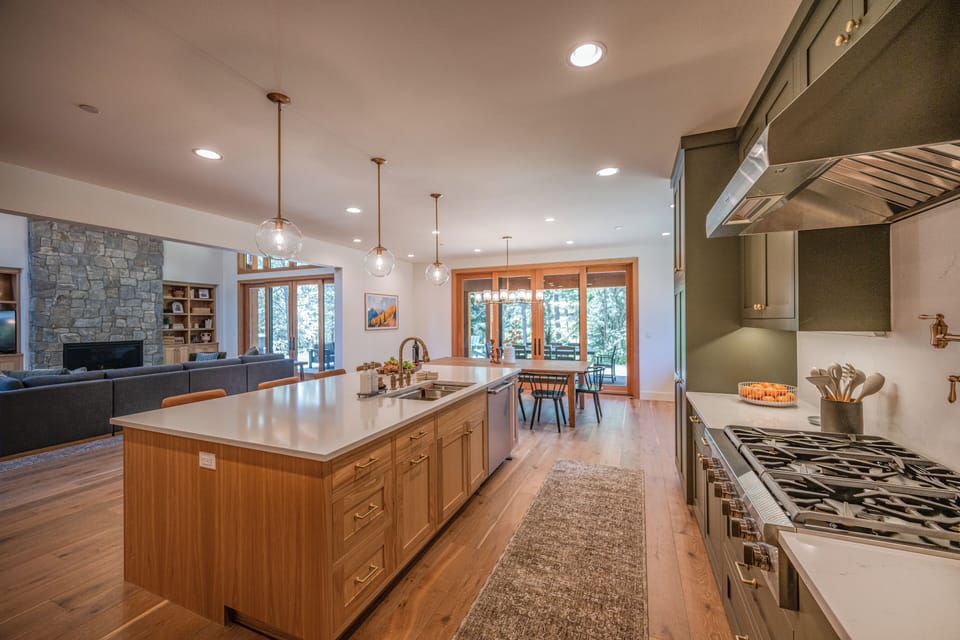 Chef's kitchen