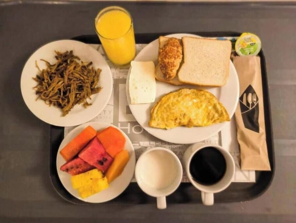 Breakfast meal