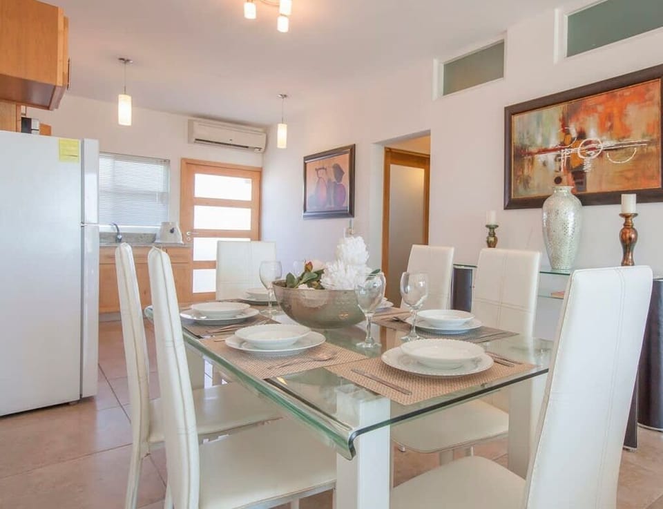 Captivating conversation & laughs just wiht your vacation crew!