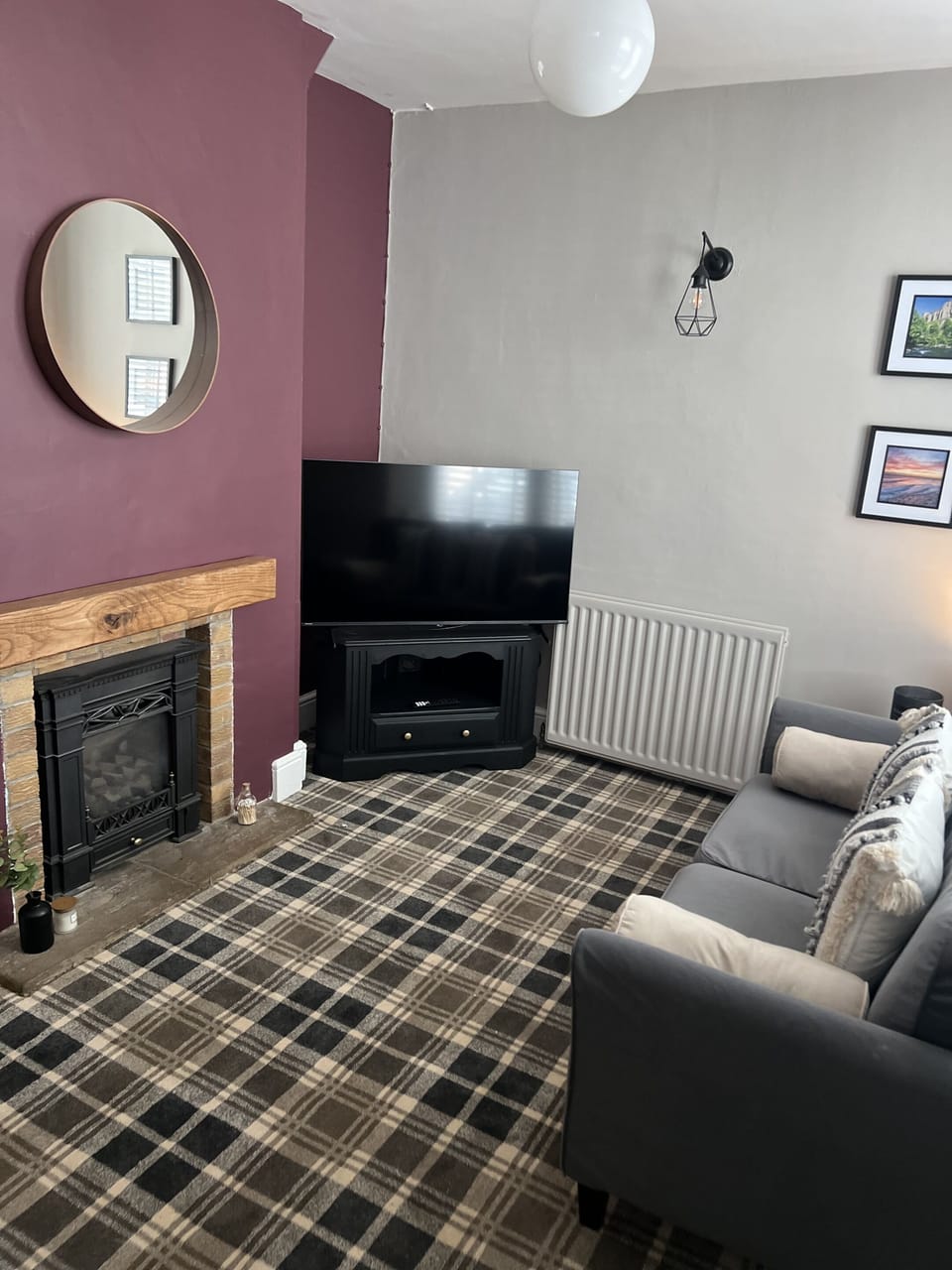 Living Room / Lounge