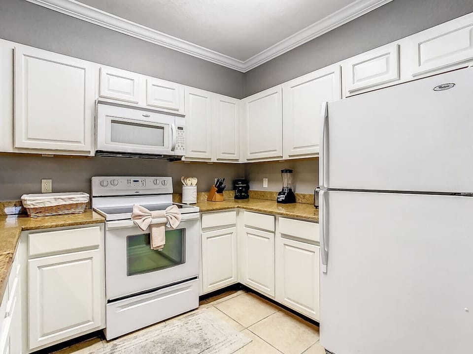 Kitchen#Disney #Parks #kingdom #springs #Vacation #Rental #waterpark #davenport #Kissimmee #Orlando #universal #citywalk #legoland #shortstay #longstay #championsgate #resort #golf #championsgatevacation #tuscana #mediterranean