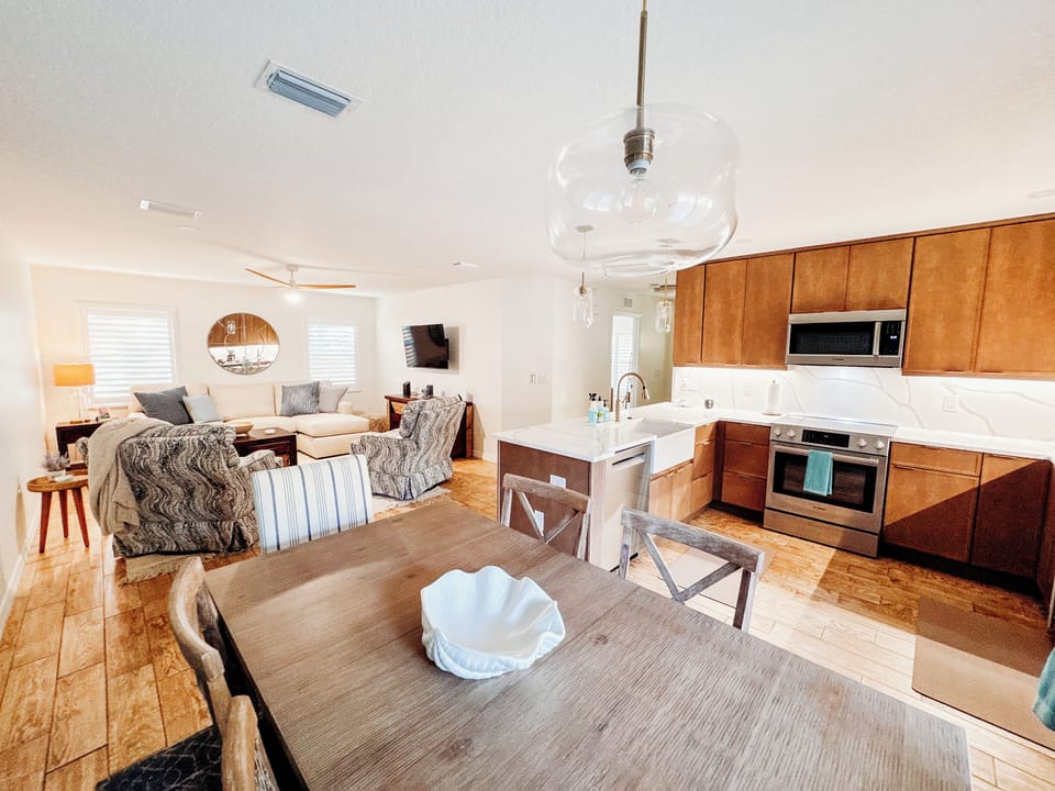 View from the sliding door into living area. Dining seats 4 or 6.