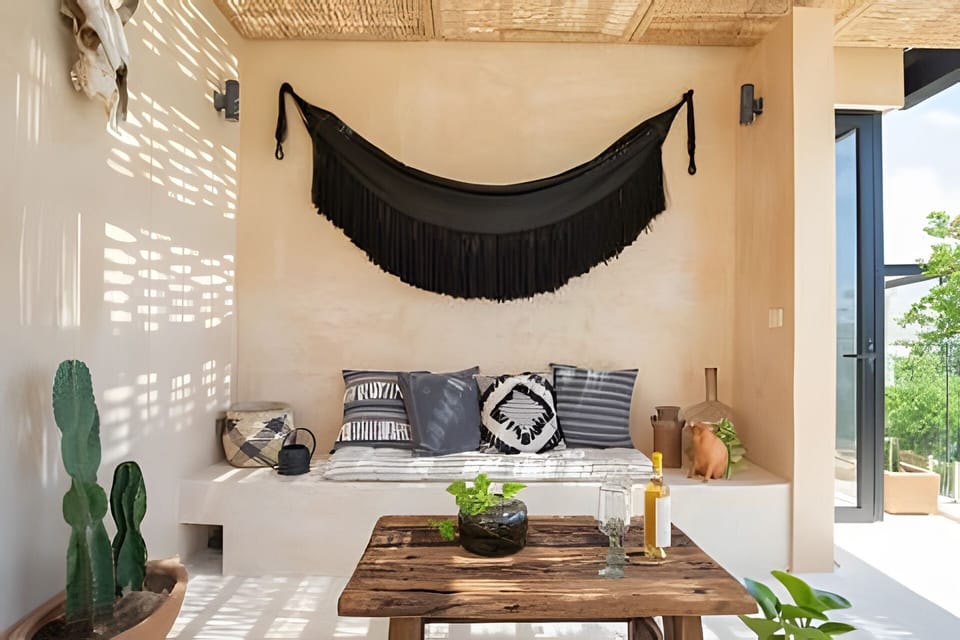 Balcony / Terrace