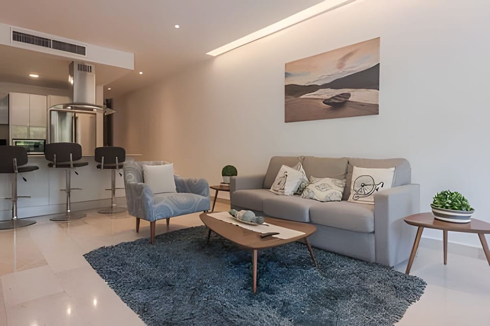 On site,Seating area,Coffee / tea facilities,Area and facilities,Decorative detail,Living Room,Location,View(from property / room)
