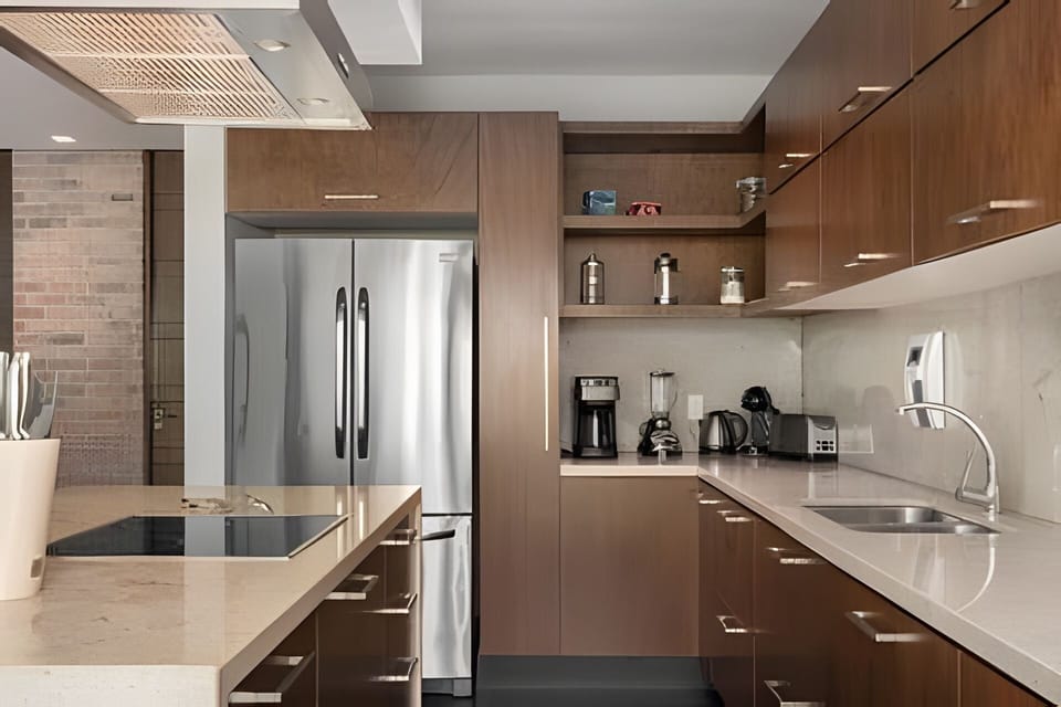 On site,Seating area,Coffee / tea facilities,Area and facilities,Kitchen or kitchenette,Decorative detail,Location,View(from property / room)