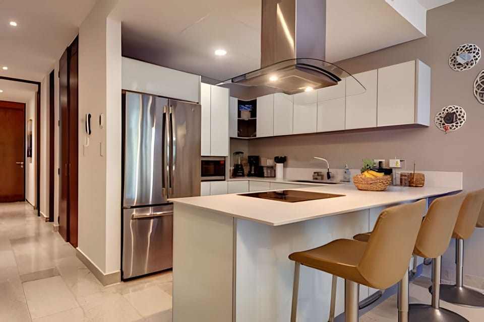 On site,Seating area,Coffee / tea facilities,Area and facilities,Kitchen or kitchenette,Decorative detail,Location,View(from property / room)