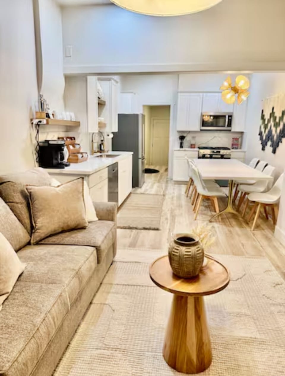 Dining seating for 8