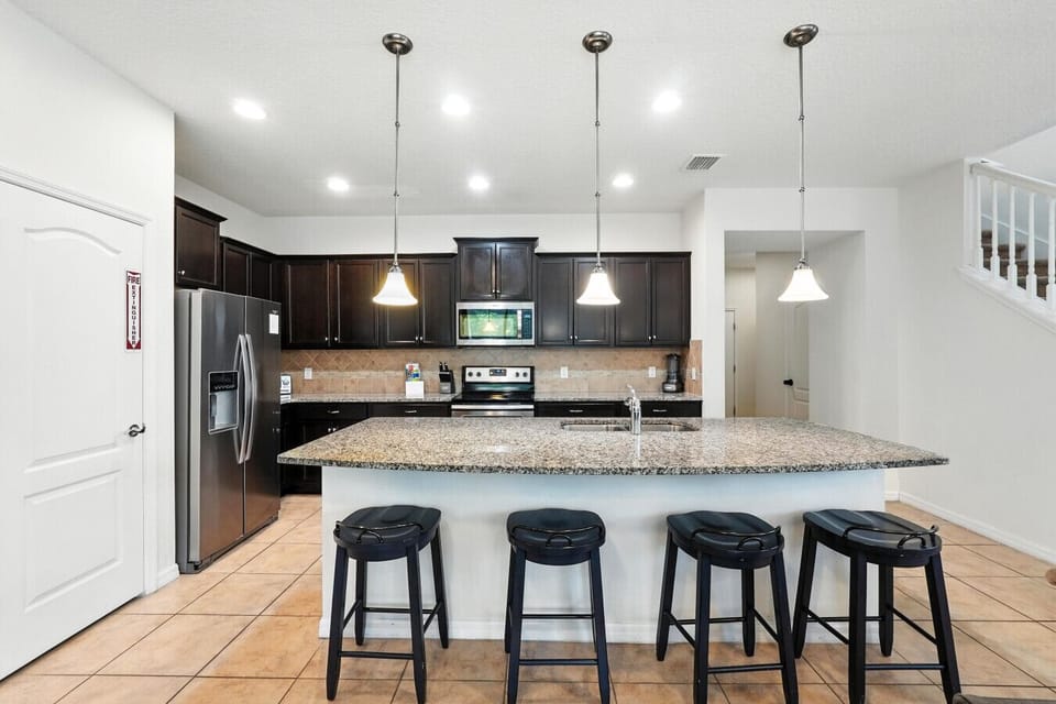 Fully stocked kitchen with all your essentials