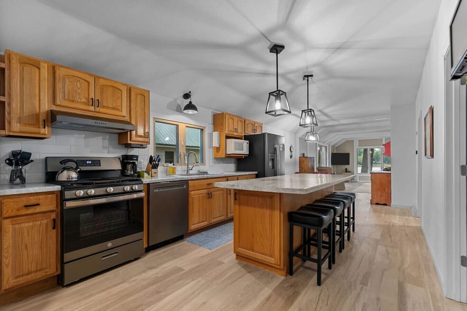 The fully stocked kitchen you’ll want to cook in—even on vacation.