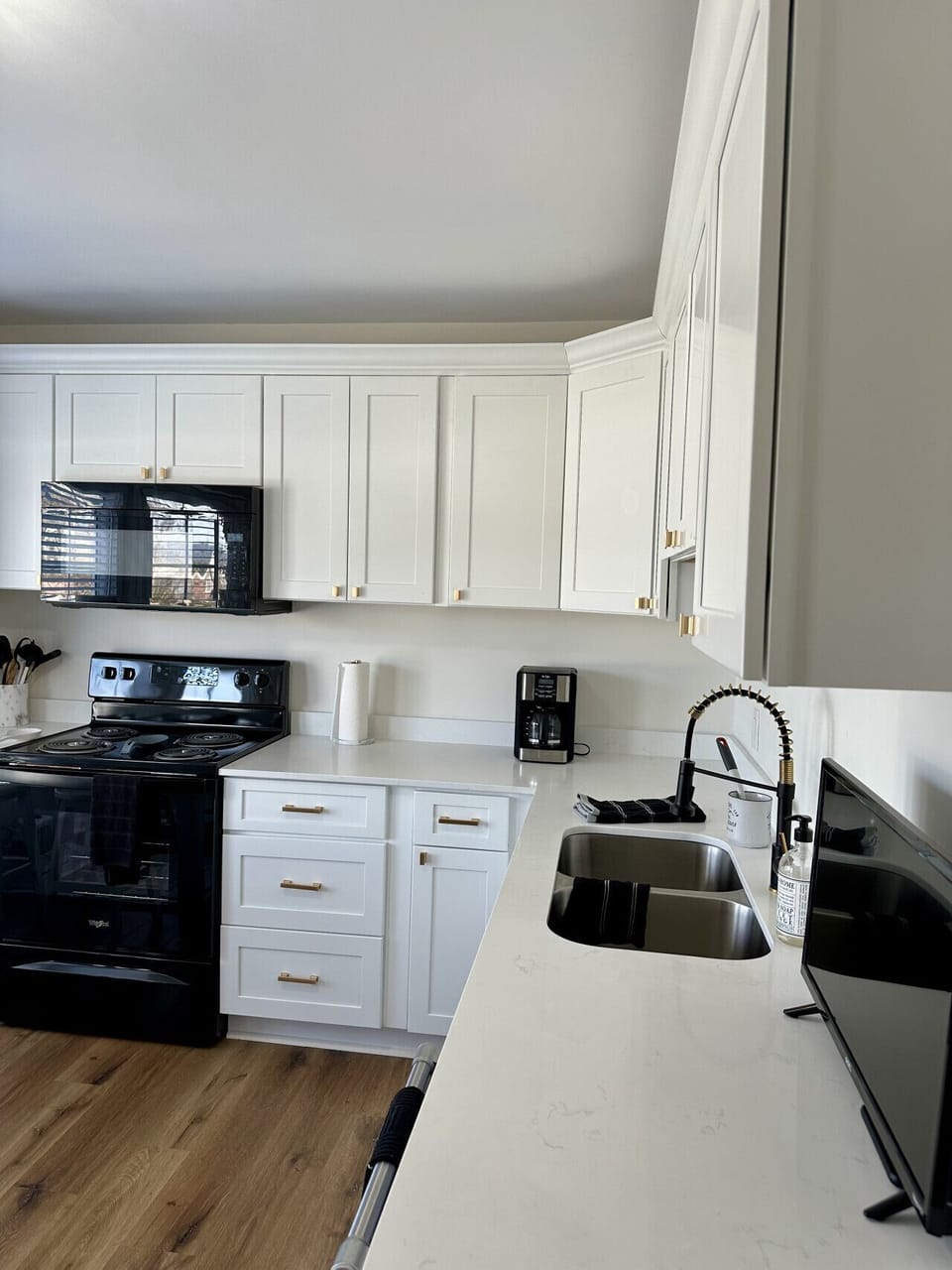 Fully stocked kitchen with everything you need to make that perfect meal with indoor and outdoor dining areas.