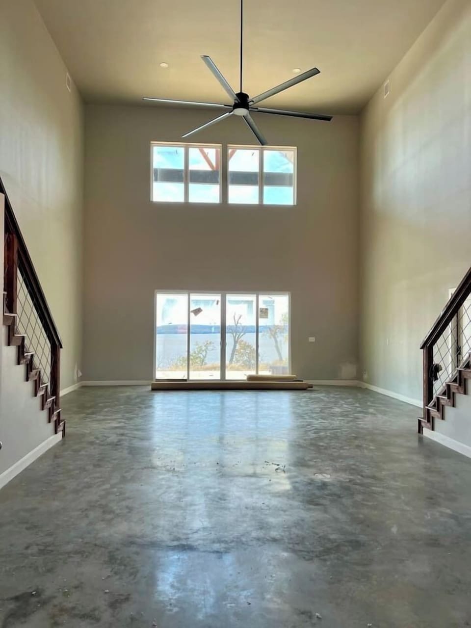 This room was designed specifically to be a multiuse space for retreats; groups of friends; family gatherings; work sessions and community events. We host our Wellness Walker Retreats here so we know firsthand its flexibility and functionality.