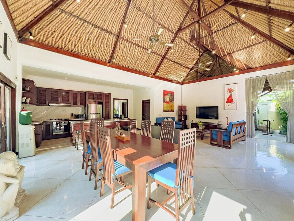Villa Kebun 3BR Pool VIlla by Villa Bugis (500)