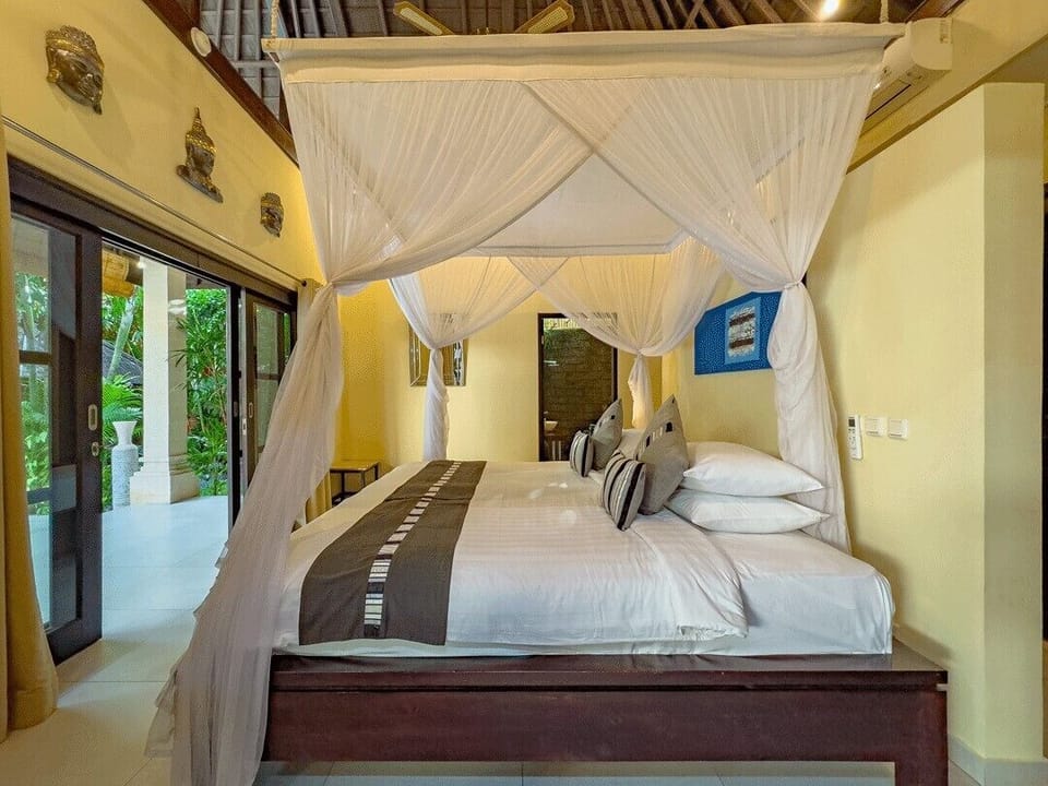 Villa Tresna · 5BR Private Pool by Villa Bugis (902)