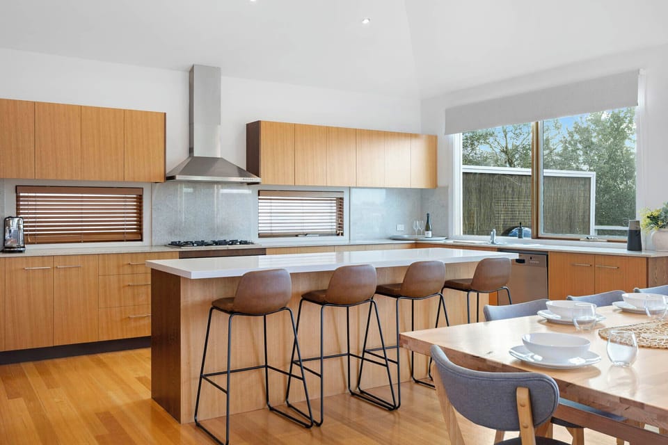 Open plan living/dining/kitchen 