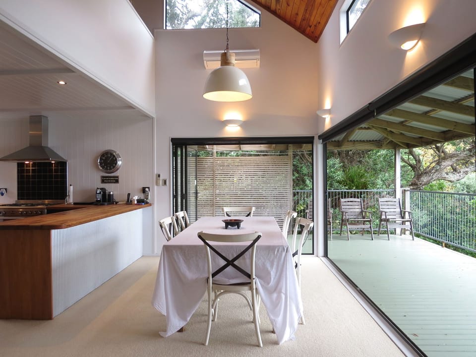 Dining to Deck