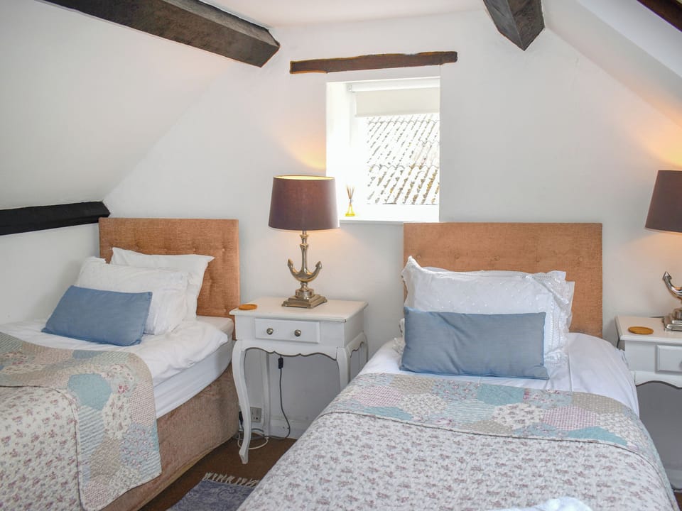 Twin bedroom | The Holt - Boswell Farm, Sidmouth