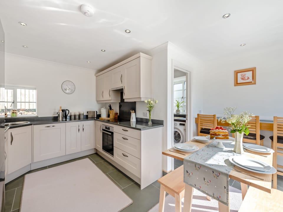 Kitchen/diner | The Dairy - Devon Farm Holidays, Crediton