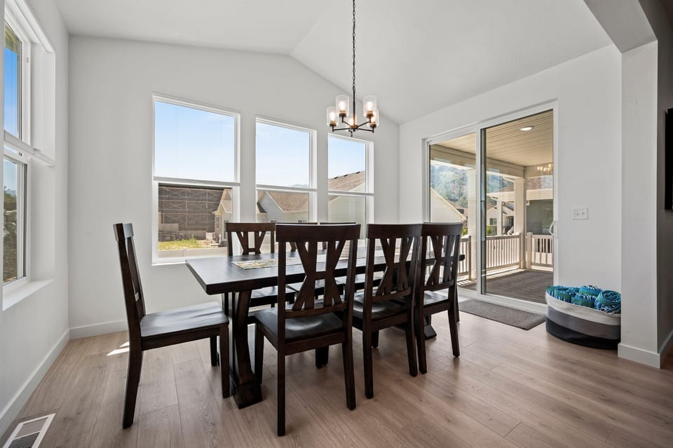ining table for eight with direct access to the covered balcony—ideal for entertaining indoors and out.