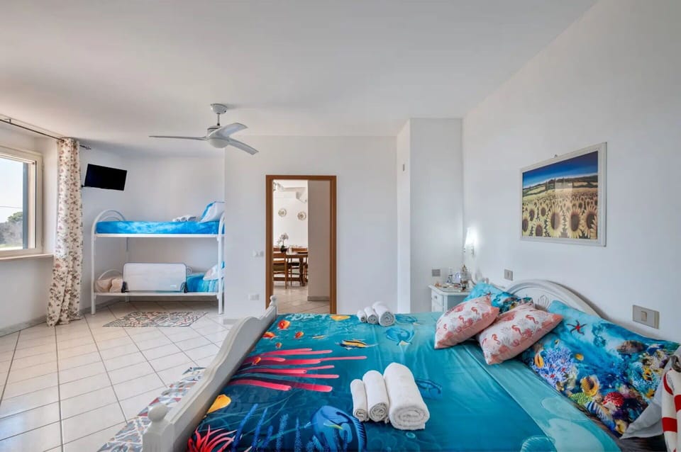 Autumn, Bedroom, Spring, Summer