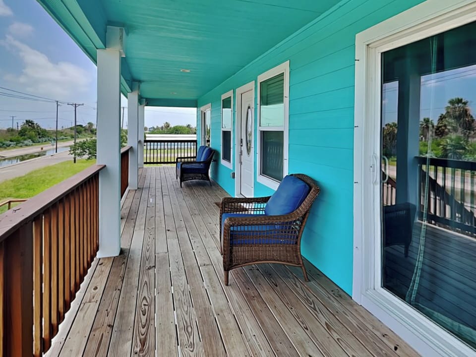 Covered Back Patio