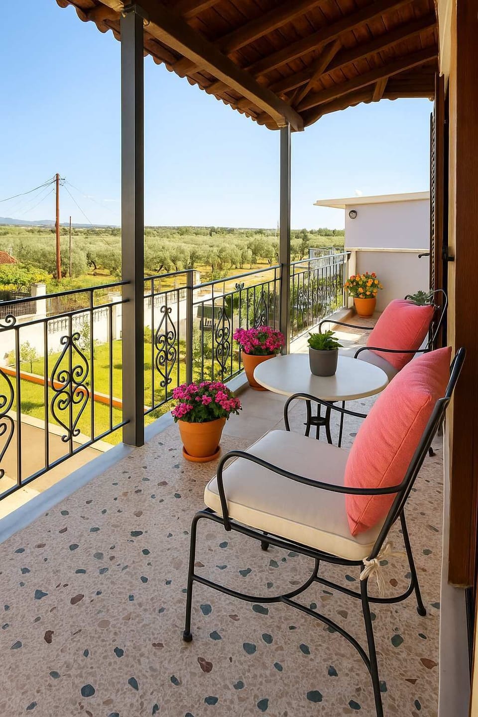 Peacefull scenic Views fromb the balcony's property