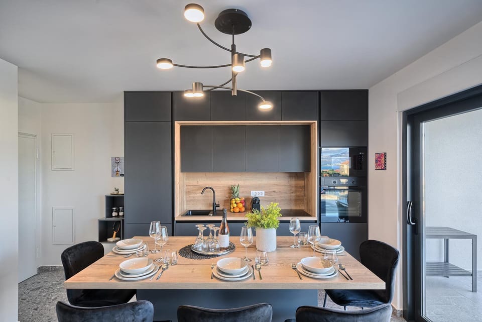 Kitchen with island (4)