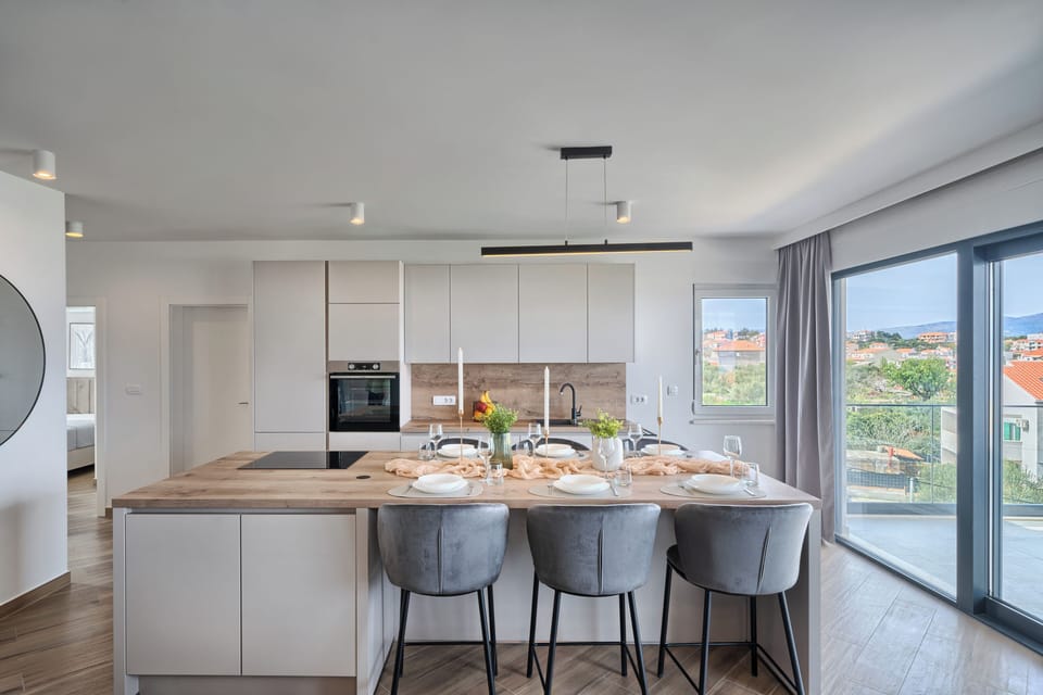 bf0abda4-fed0-4b52-bd1c-ea67ce2108d0