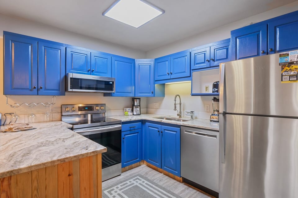 Indoors, Kitchen, Appliance, Refrigerator, Microwave