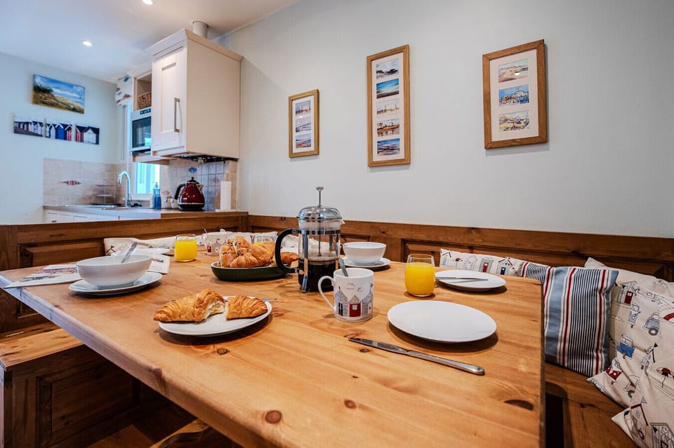 Grd Flr Kitchen / Diner