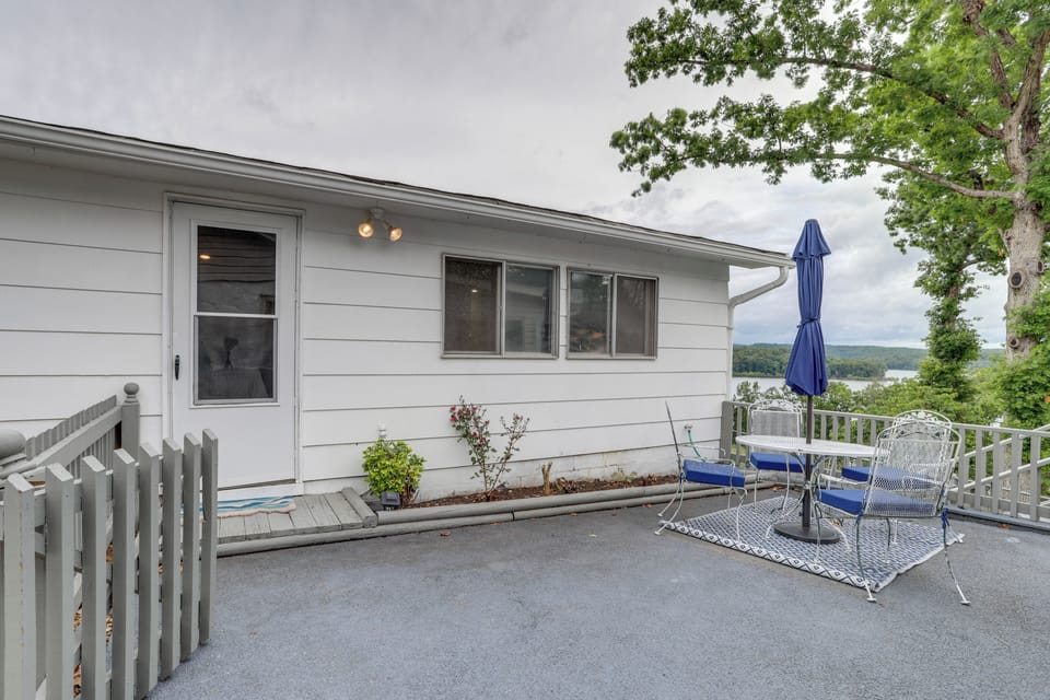 Henderson Vacation Rental | Studio | 1BA | 600 Sq Ft | 5 Steps to Enter