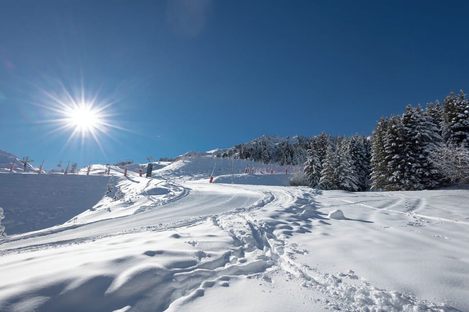 Snow and ski sports