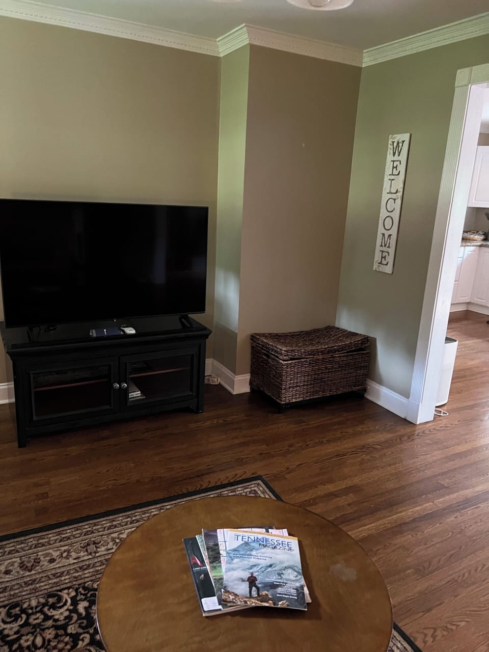 Living room dining area