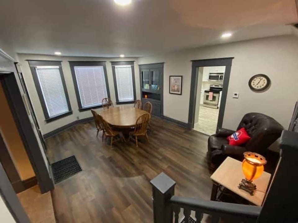 Use the spacious Dining Room for sharing a meal, or playing one of the many board games!