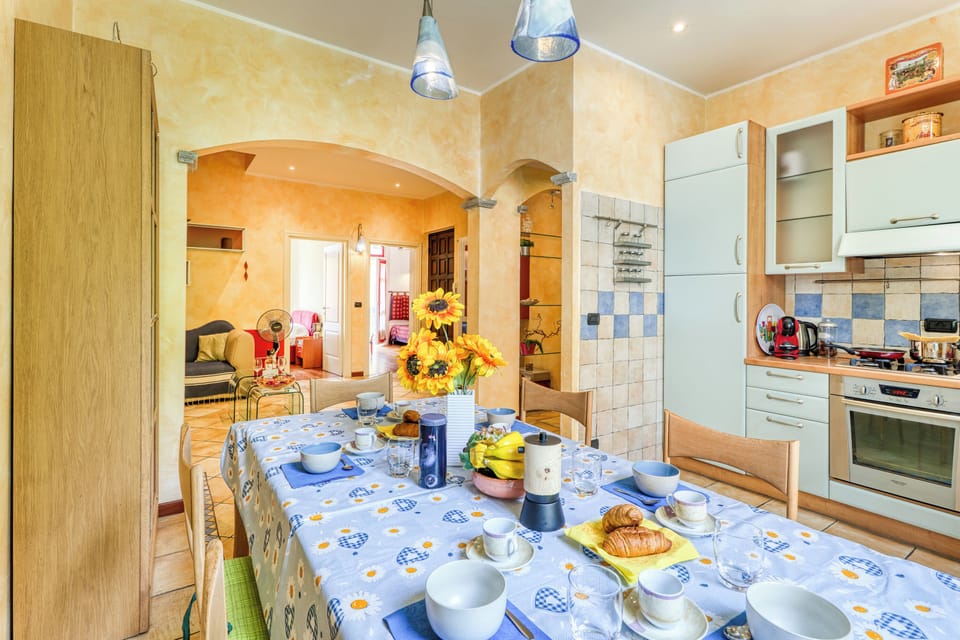 Kitchen and dining area