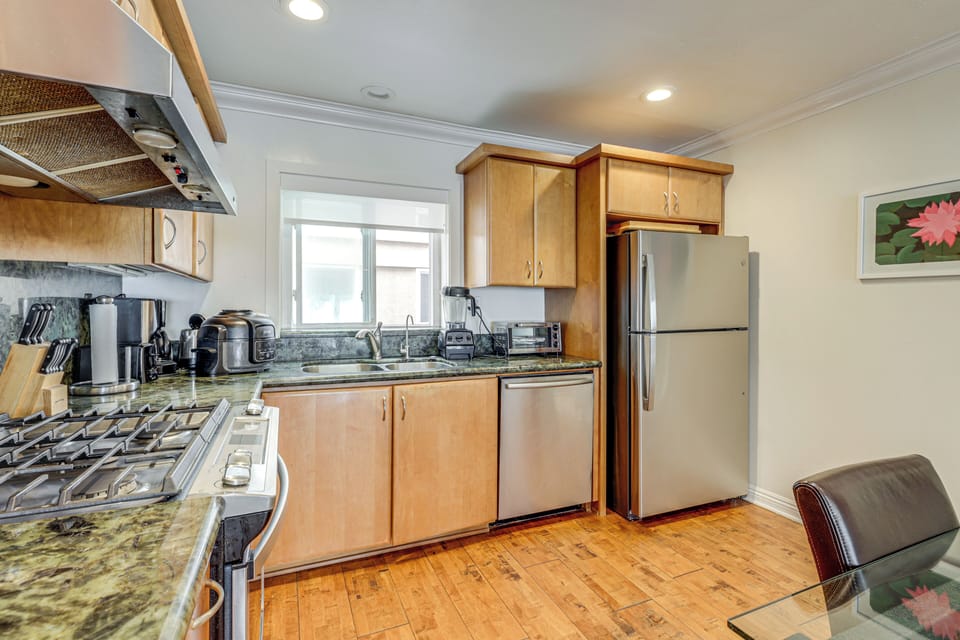 Kitchen | Drip Coffee Maker | Cooking Basics | Stove/Oven