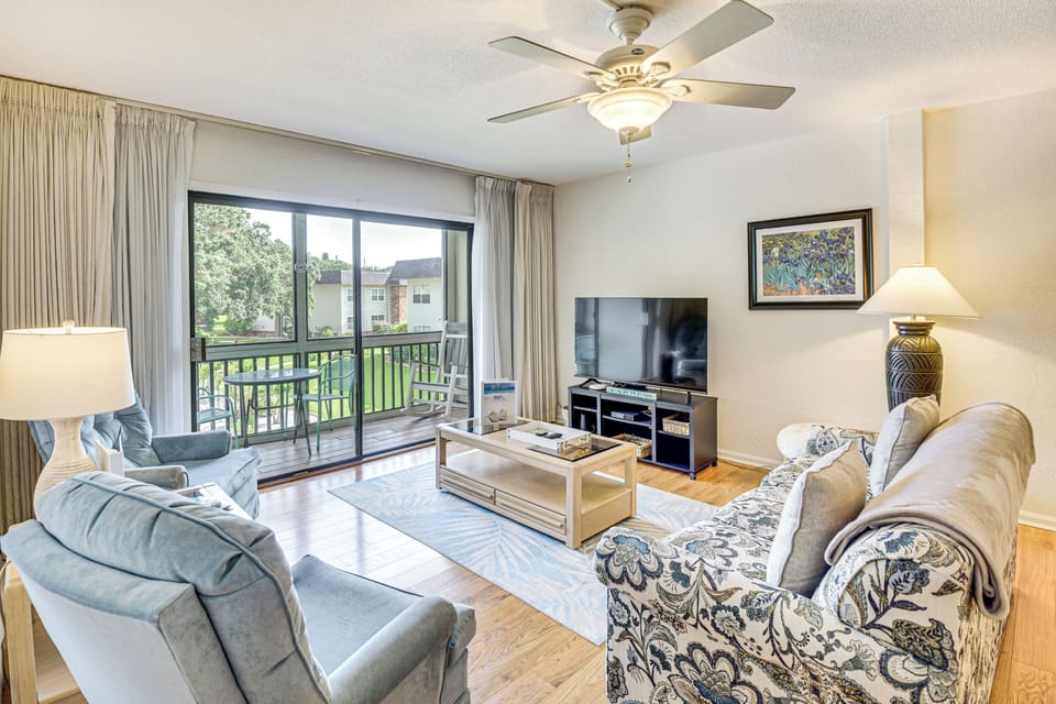 New Smyrna Beach Vacation Rental | 2BR | 1.5BA | 850 Sq Ft | Stairs Required