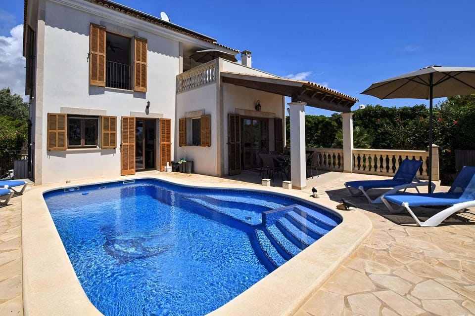 Holiday Home Exterior [summer]