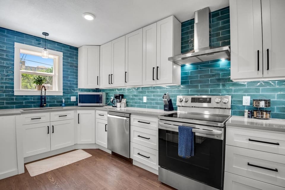 Stainless Steel Appliances and everything a chef would need to create your favorite culinary delights. 