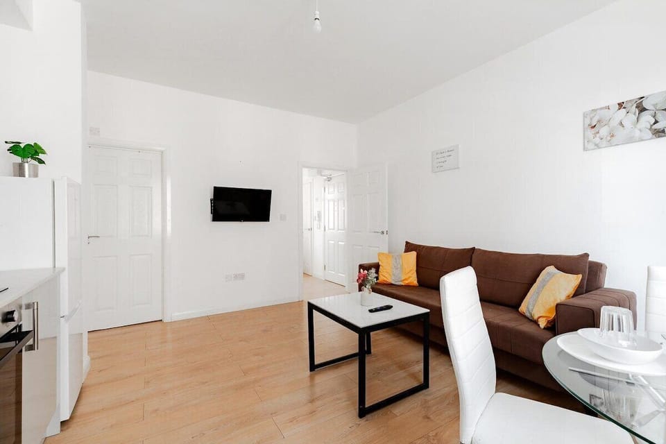 Living Room / Lounge