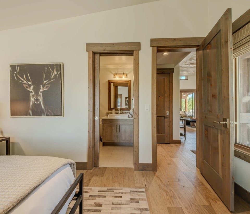 Bedroom 2 with king bed and ensuite