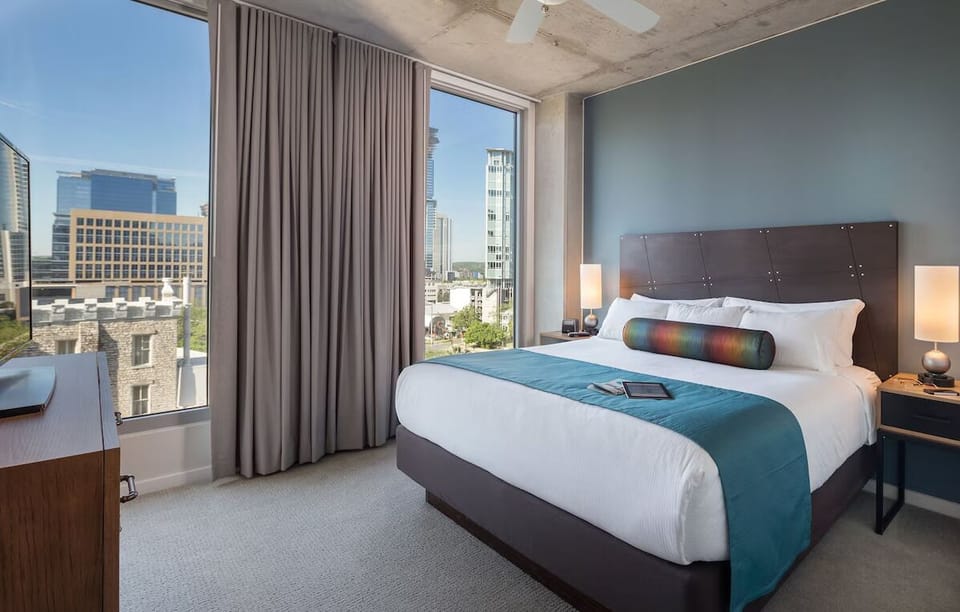 *Pictures are examples. We cannot guarantee unit layout or view*
