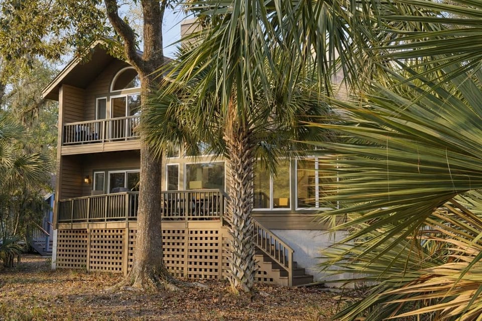Exterior back