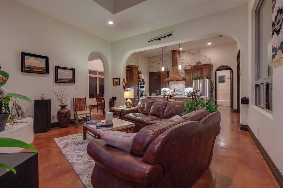 Cd1ef1ee 04d4 4dee 83d8 4379f7de1c1b