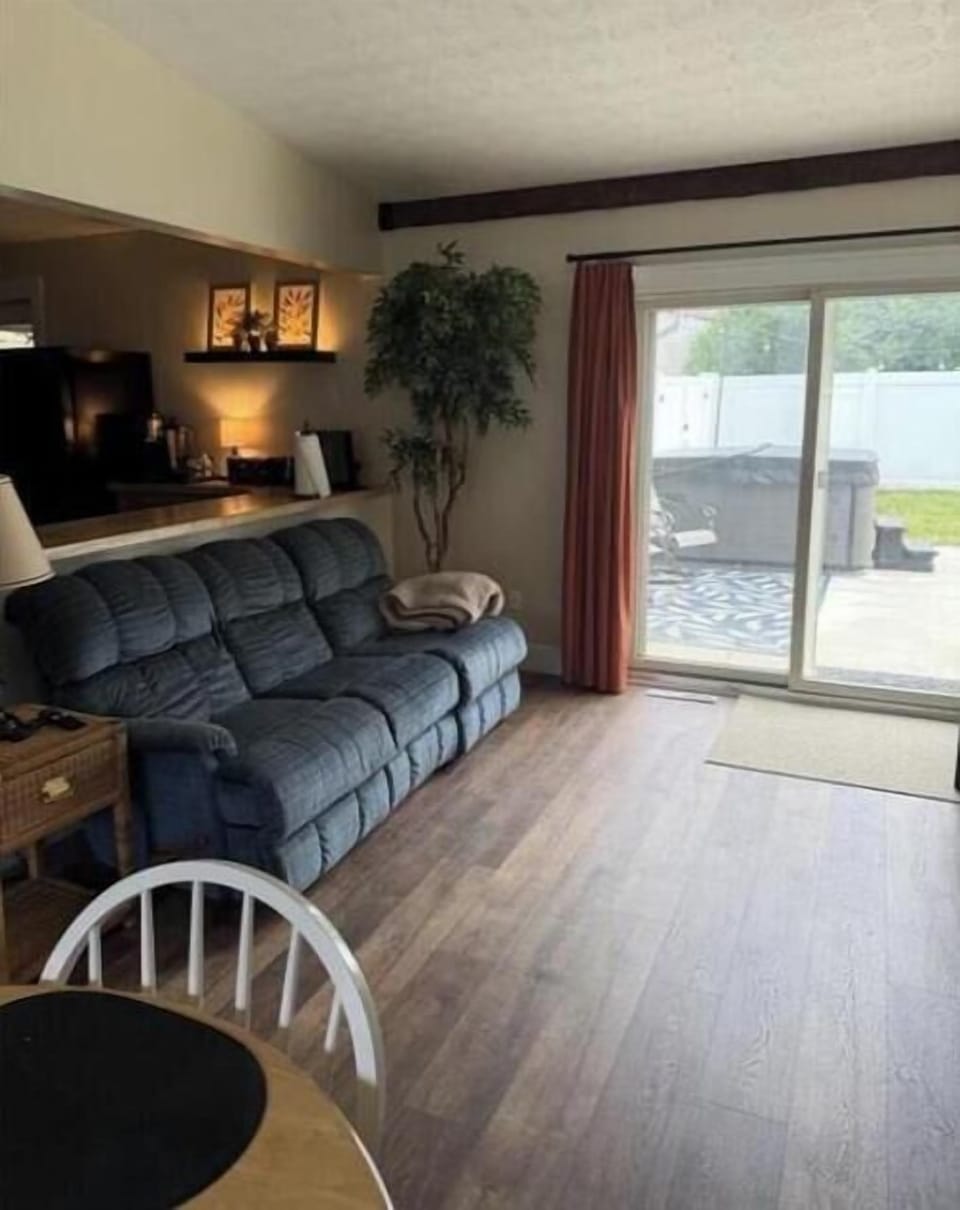Kitchen/Family Room